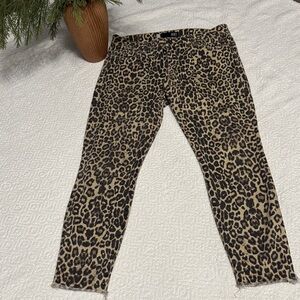 (Sold)Kut from the Kloth Donna Ankle Skinny Jeans Leopard Print Size 6